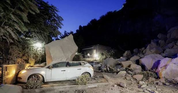 Italy earthquake today Campi Flegrei