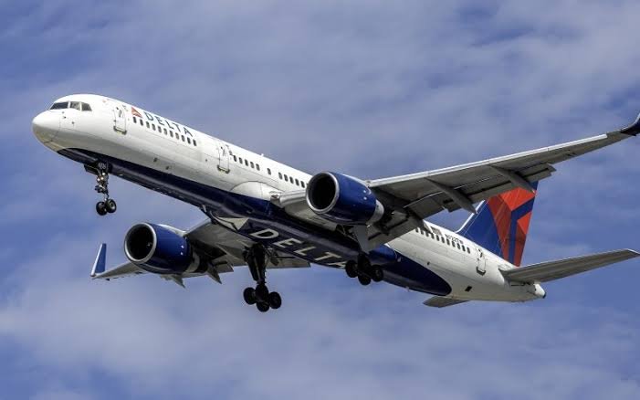 American Airlines bird strike Myrtle Beach