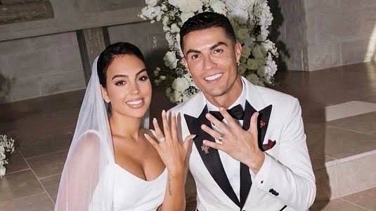 Ronaldo Georgina Marriage: Private Civil Ceremony