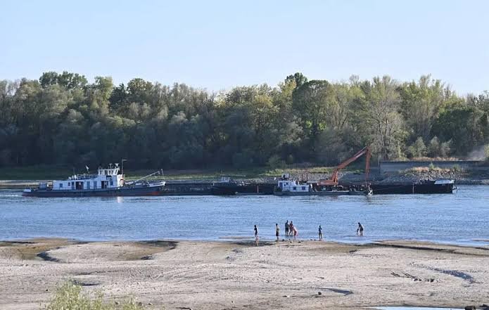 Hungary Sinks Barges Danube Paks